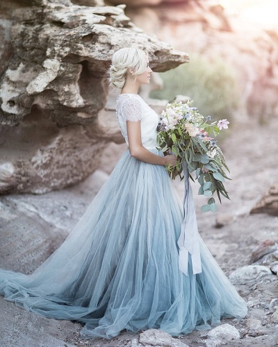 Hình ảnh cô dâu mặc váy cưới đẹp, lấp lánh Hình ảnh cô dâu mặc váy cưới đẹp, lấp lánh