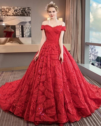 Hình ảnh cô dâu mặc váy cưới đẹp, lấp lánh Hình ảnh cô dâu mặc váy cưới đẹp, lấp lánh