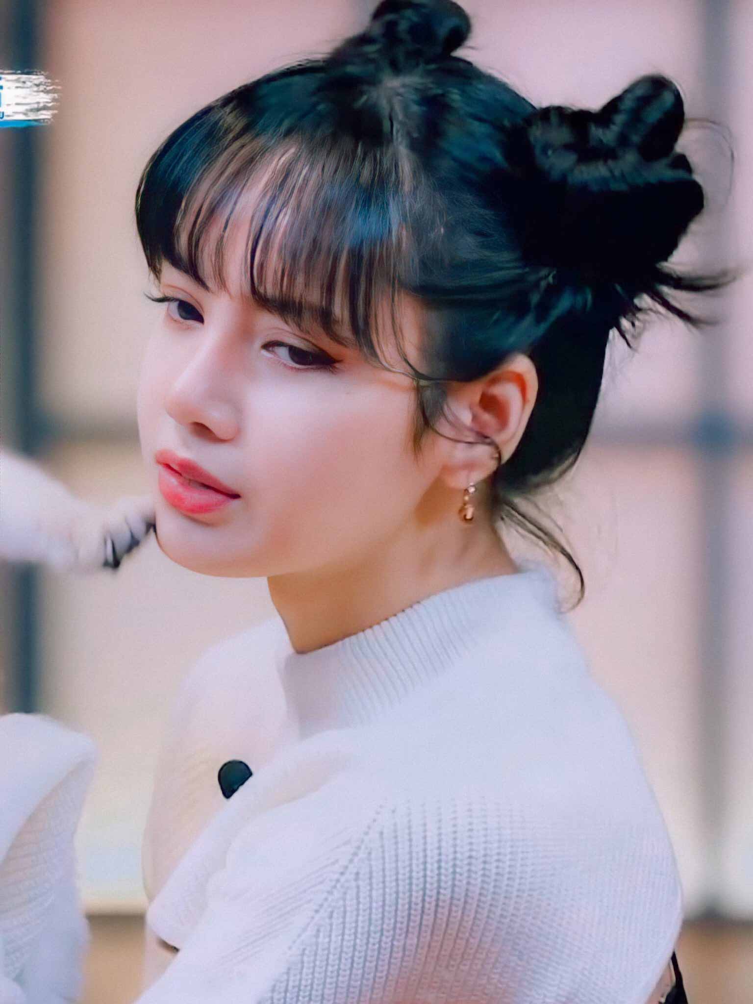 Ảnh Lisa Blackpink cute 4