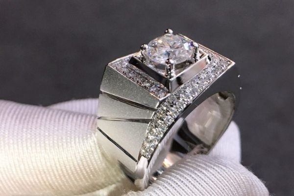 Vàng trắng là gì