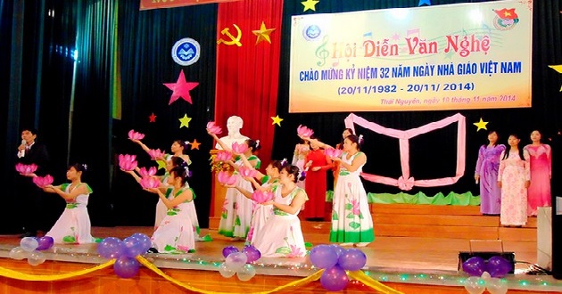 Lời dẫn chương trình văn nghệ chào mừng 20/11