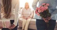 Những lời chúc 20/10 cho mẹ của người yêu ý nghĩa ngắn gọn