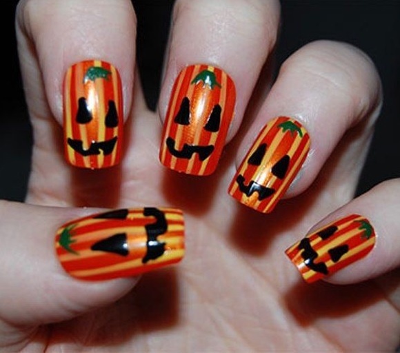 Mẫu móng tay Halloween dễ thương