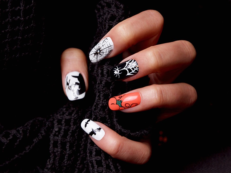 Mẫu nail Halloween đẹp "ma mị"