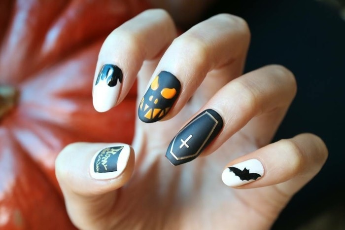 Mẫu nail Halloween đẹp