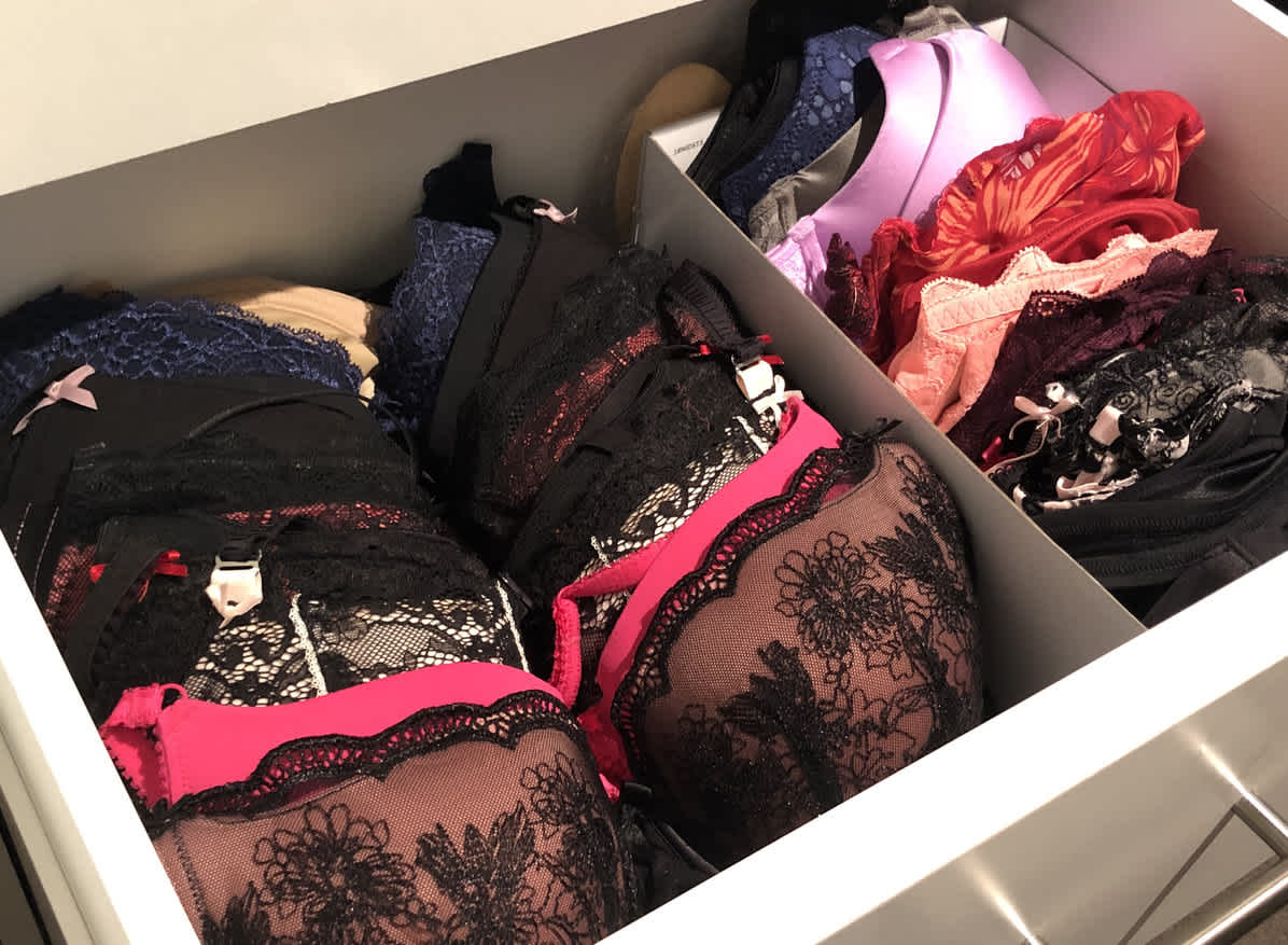 Cách gấp đồ lót