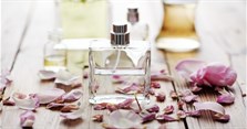 Top nước hoa mùi dịu nhẹ nhàng thơm lâu cho nữ được ưa chuộng