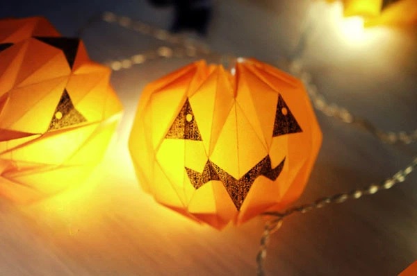 Cách làm quả bí ngô Halloween Cách làm quả bí ngô Halloween