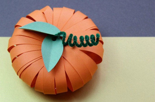 Cách làm bí ngô Halloween Cách làm bí ngô Halloween