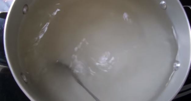 Cách làm me ngâm chua ngọt giòn ngon, không bị đen đơn giản