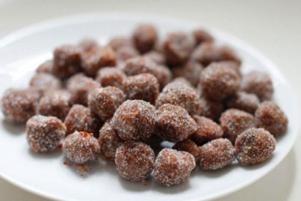 Mứt me ngào đường