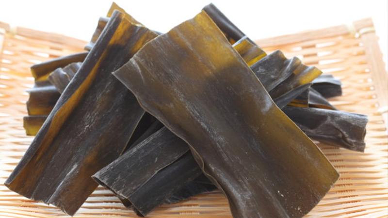 Cách nấu nước dashi rong biển khô và cá