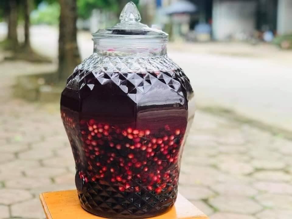 Cách ngâm rượu nho rừng