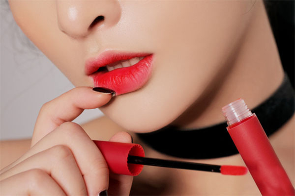 Hướng dẫn cách đánh son đẹp, lên màu chuẩn