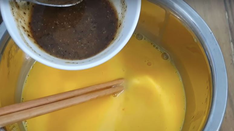 Cách làm trứng gà nướng tại nhà