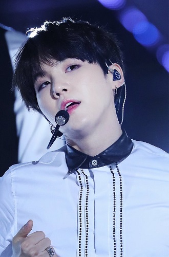 Hình ảnh Suga BTS ngầu đẹp, sexy nhất