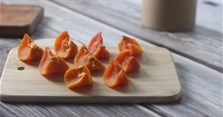 Cách làm hồng sấy dẻo bằng lò nướng, lò vi sóng siêu dễ, đảm bảo thành công