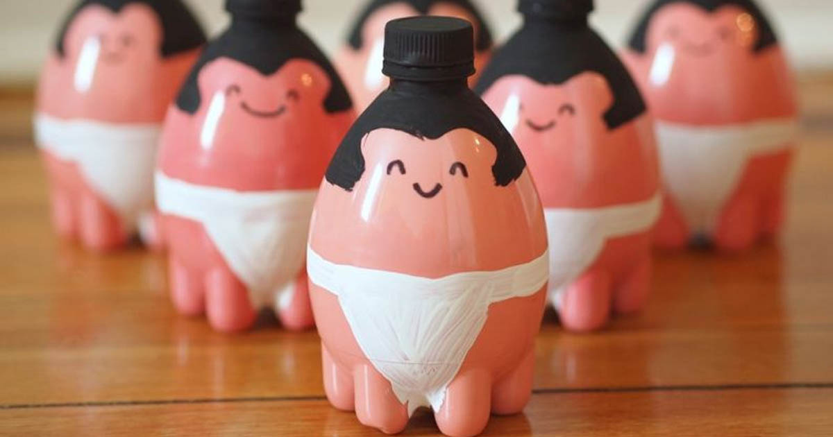 Làm các nhân vật hoạt hình từ chai nhựa