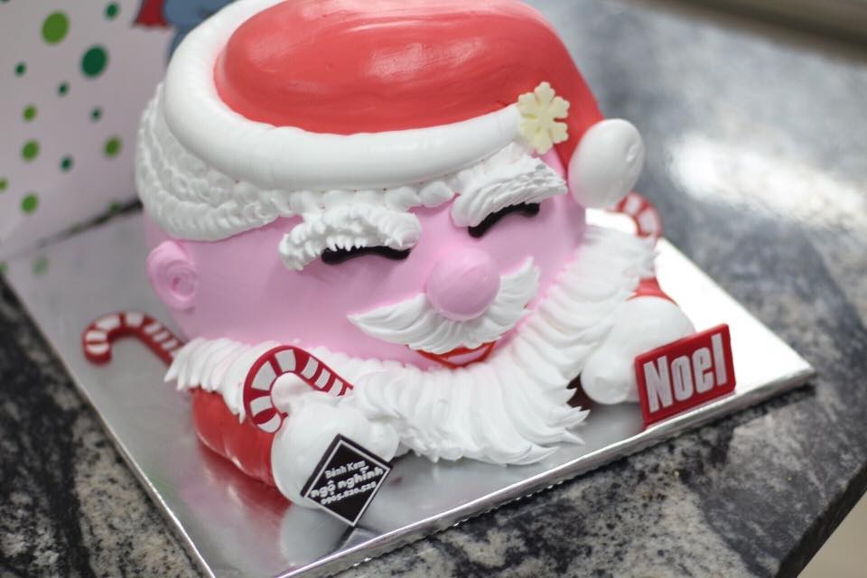 Mẫu bánh kem ông già Noel