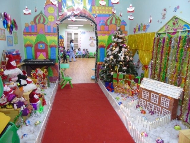 Cách trang trí Noel lớp học