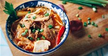 Cách nấu canh kim chi thịt heo ngon như người Hàn