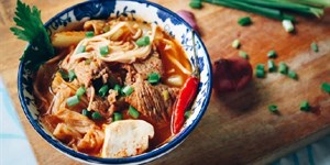 Cách nấu canh kim chi thịt heo ngon như người Hàn