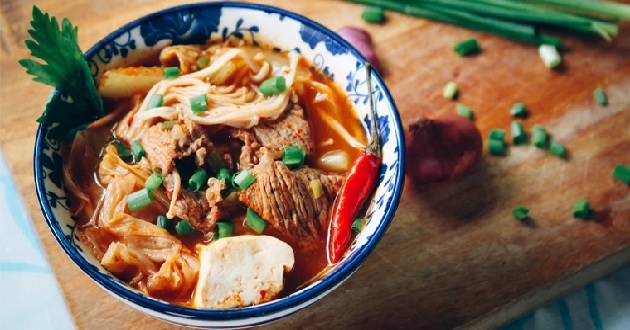 Cách nấu canh kim chi thịt heo