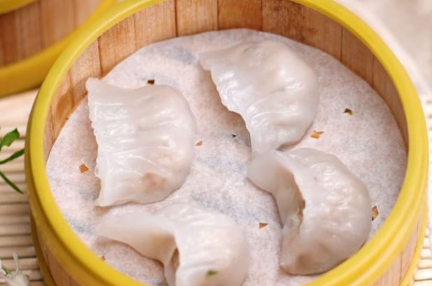 Cách làm sủi cảo tôm thịt