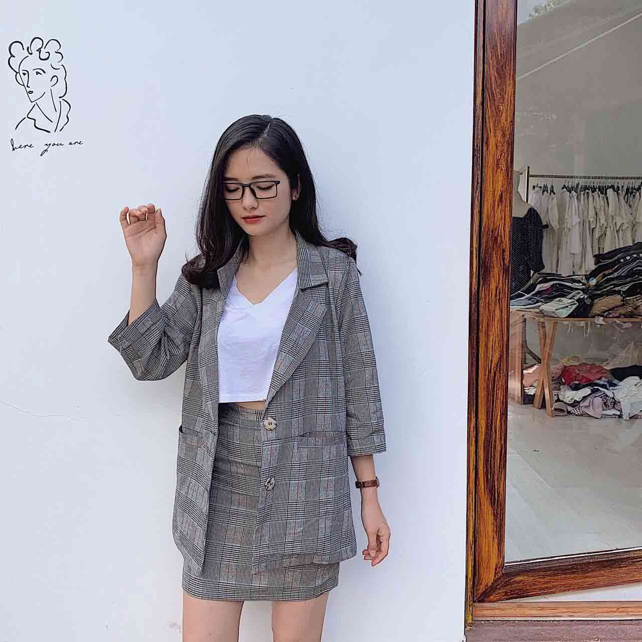 Áo vest cách tân cho chị em hiện đại Áo vest cách tân cho chị em hiện đại