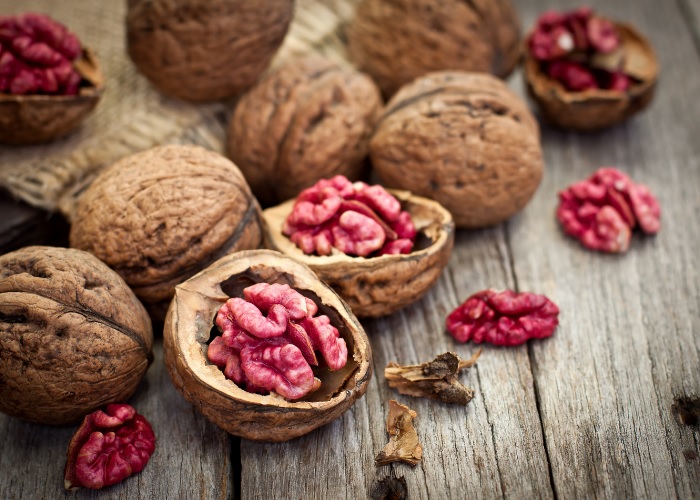 Hạt óc chó đỏ Hạt óc chó đỏ