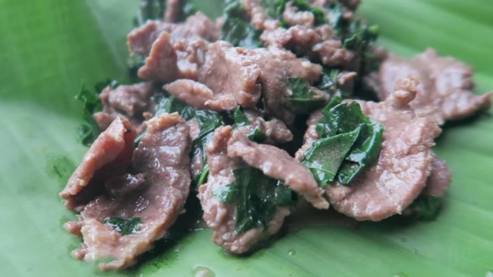 Cách làm thịt trâu xào lá lốt ngon