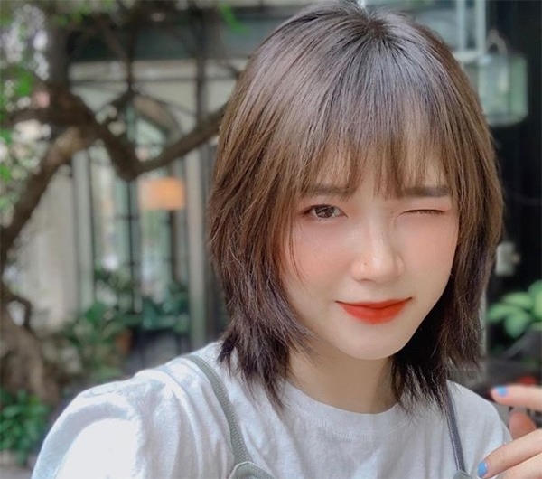 Kiểu tóc layer nữ ngắn có mái Kiểu tóc layer nữ ngắn có mái