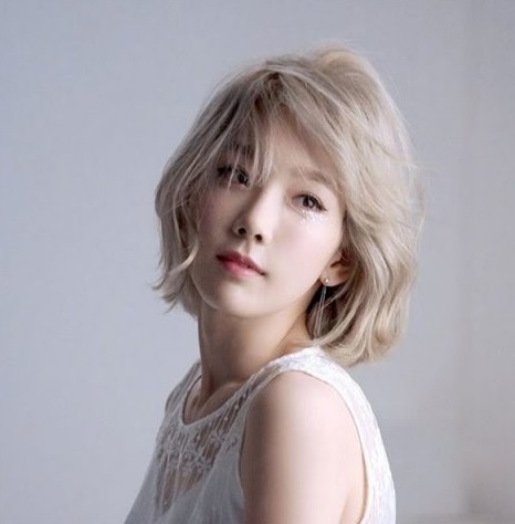Kiểu tóc layer nữ ngắn có mái Kiểu tóc layer nữ ngắn có mái