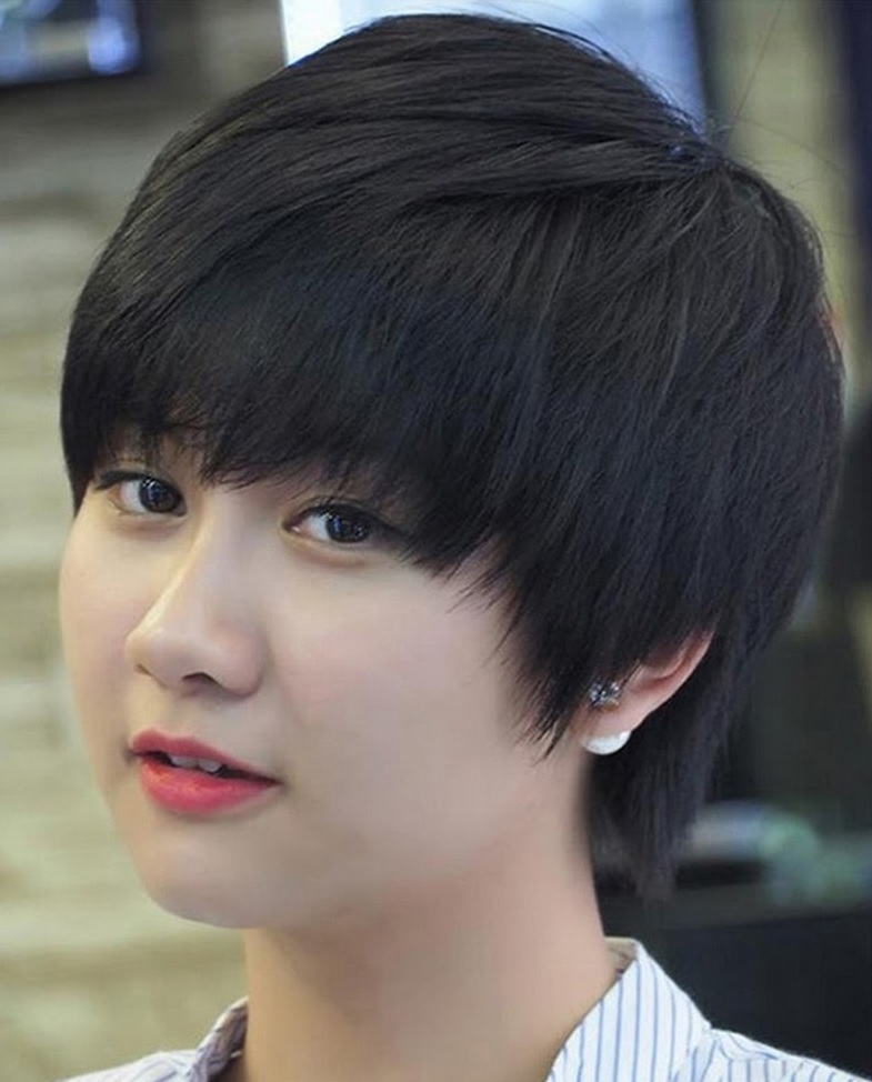 Kiểu tóc tomboy cho nữ mặt tròn