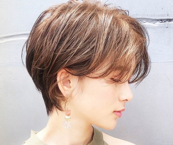 Kiểu tóc tomboy cho nữ mặt tròn