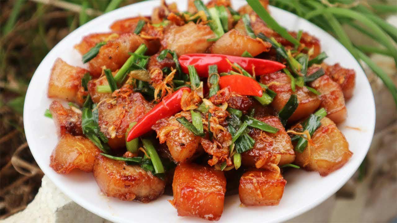 Thịt ba chỉ rang cháy cạnh