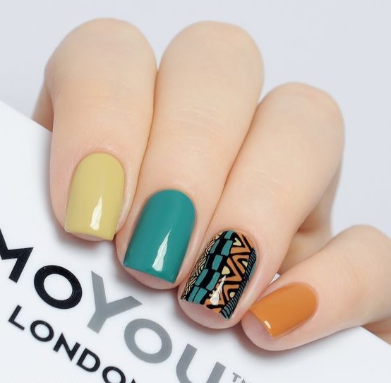 Mẫu nail đơn giản sang trọng