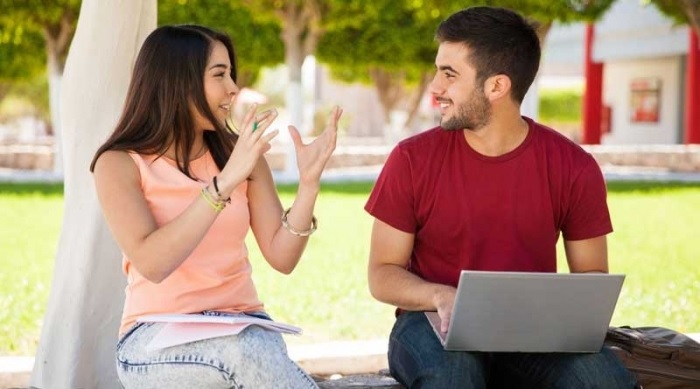 Cách bắt chuyện với người lạ Cách bắt chuyện với người lạ