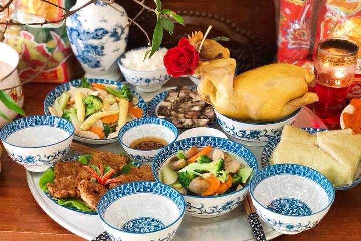 Cách tréo gà cúng đơn giản mà đẹp cho các dịp lễ Tết