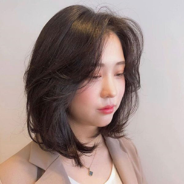 Kiểu tóc layer nữ ngắn có mái Kiểu tóc layer nữ ngắn có mái
