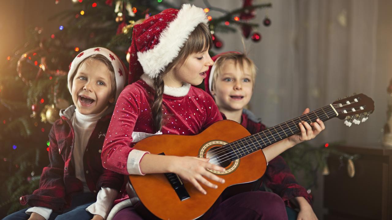 Những bản nhạc Thánh ca Giáng Sinh hay nhất cho mùa Noel Những bản nhạc Thánh ca Giáng Sinh hay nhất cho mùa Noel