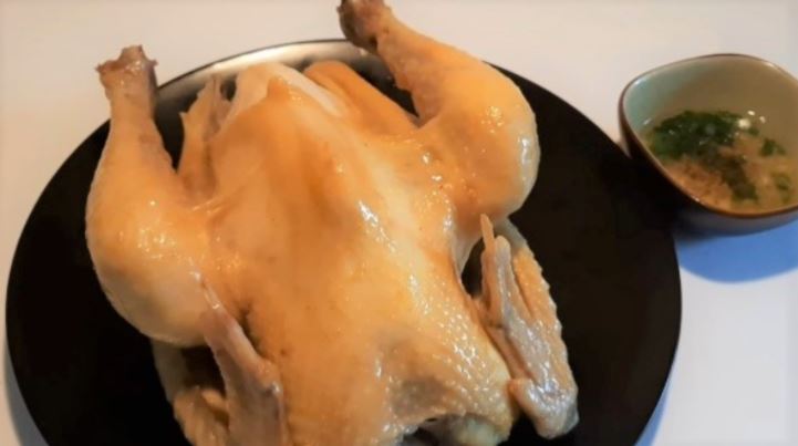 Cách làm gà hấp muối kiểu người Hoa