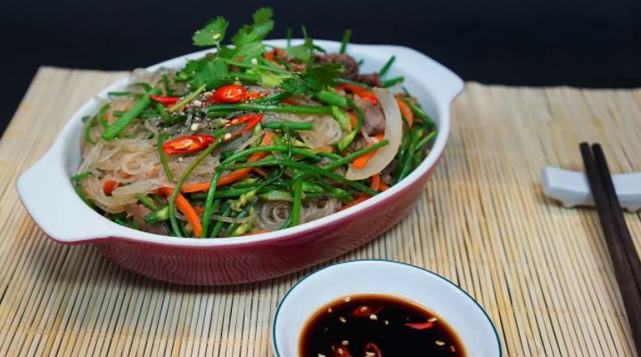 Cách làm miến xào lòng gà