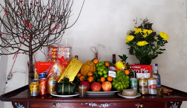 Các kiểu cắm hoa bàn thờ đẹp nhất cho ngày lễ Tết Các kiểu cắm hoa bàn thờ đẹp nhất cho ngày lễ Tết