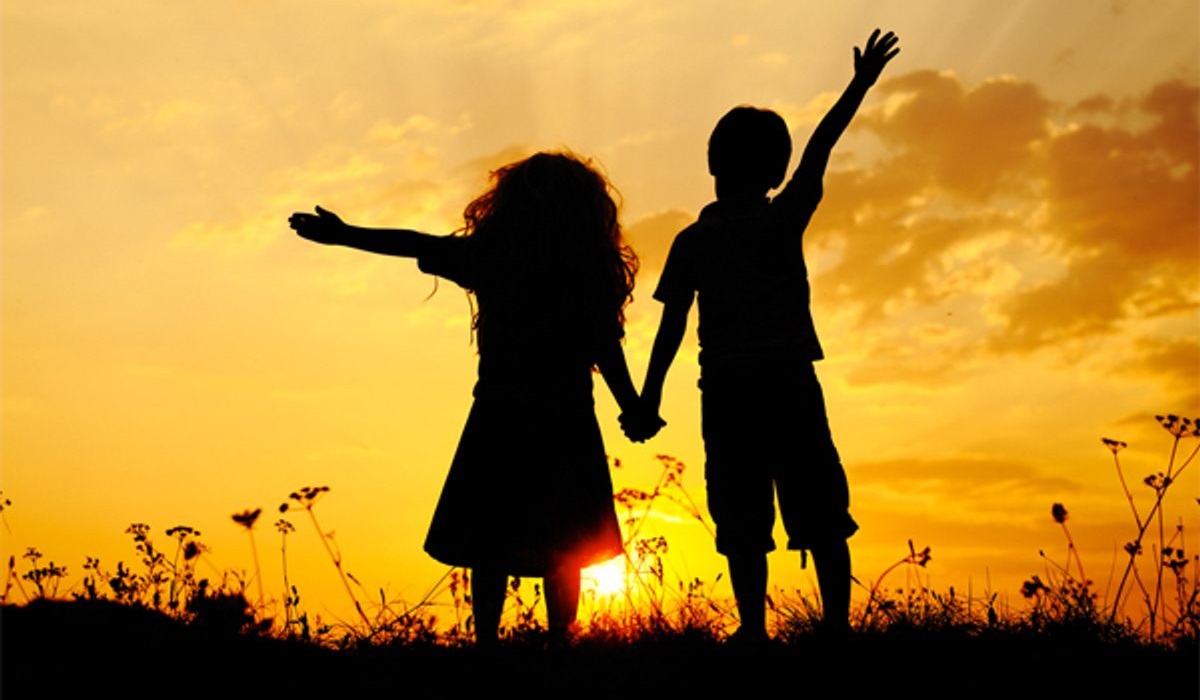 Những câu thơ về tình anh em ruột thịt Những câu thơ về tình anh em ruột thịt