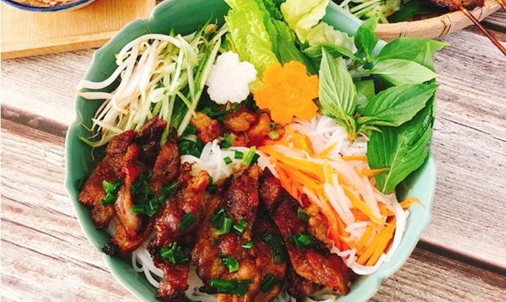 Thành phẩm món bún thịt nướng Thành phẩm món bún thịt nướng