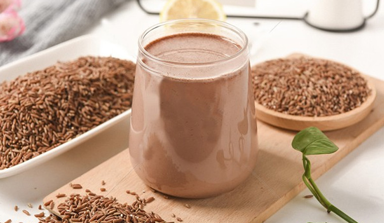 Cách làm sữa gạo lứt hạt sen