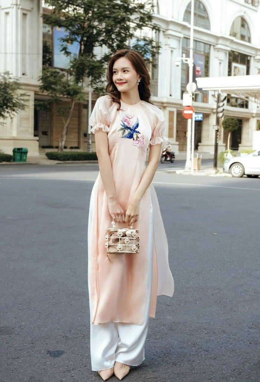 Mẫu áo dài ngày Tết đẹp