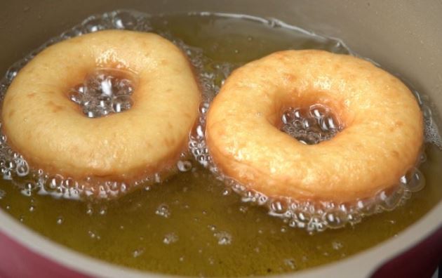 Cách làm bánh donut socola