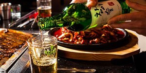 Rượu Soju bao nhiêu độ, giá bao nhiêu tiền, vị nào ngon?